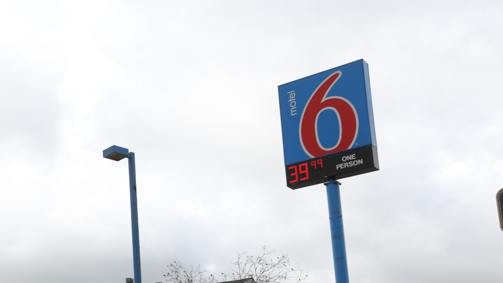 Motel 6 in Oregon stops hosting guests from its own county | kgw.com